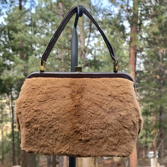 Vintage Lispeer Fur Handbag - Picture 2 of 7